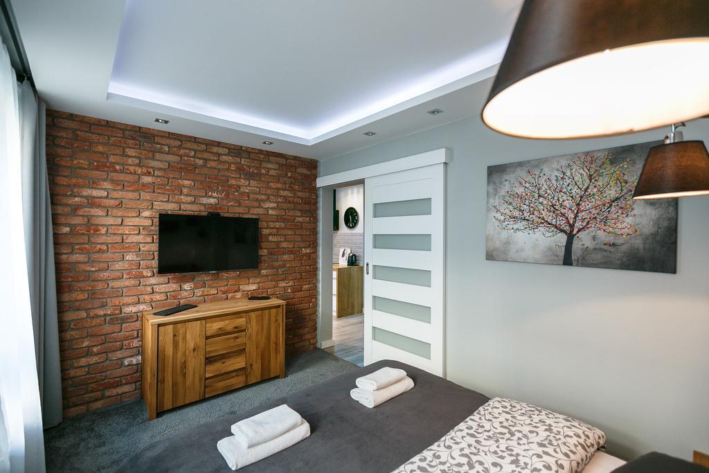 Apartament Em Klimatyzacja&Parking Жешов Екстериор снимка