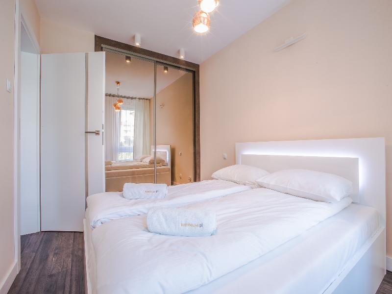 Apartament Em Klimatyzacja&Parking Жешов Екстериор снимка