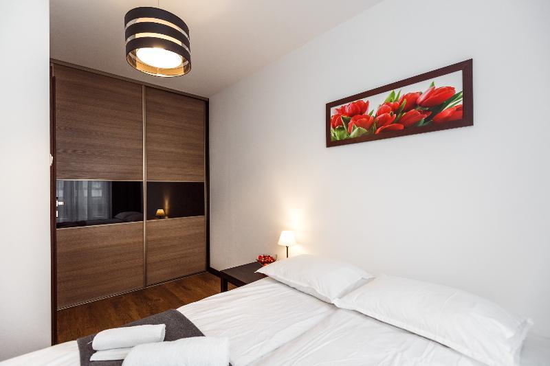 Apartament Em Klimatyzacja&Parking Жешов Екстериор снимка