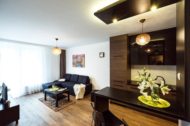 Apartament Em Klimatyzacja&Parking Жешов Екстериор снимка