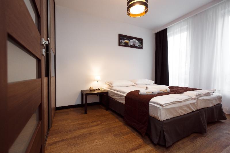 Apartament Em Klimatyzacja&Parking Жешов Екстериор снимка