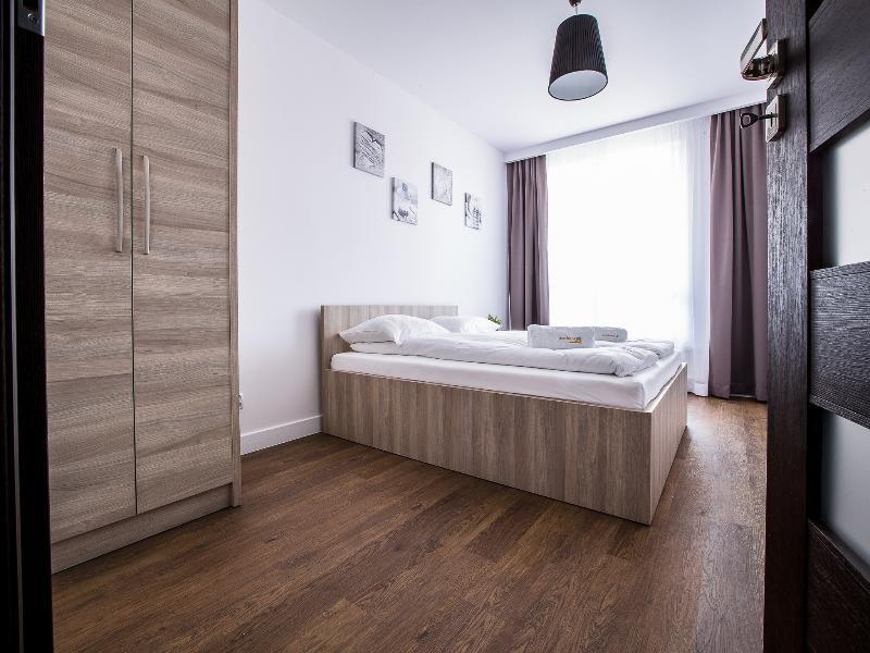Apartament Em Klimatyzacja&Parking Жешов Екстериор снимка